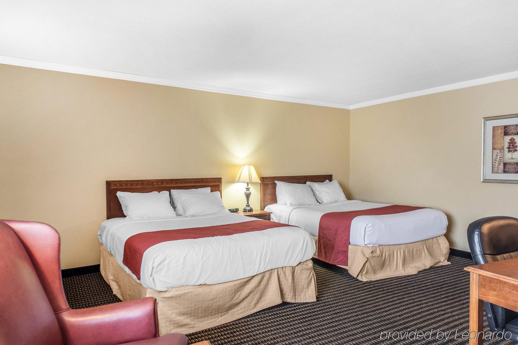 Travelodge By Wyndham Stratton Zewnętrze zdjęcie