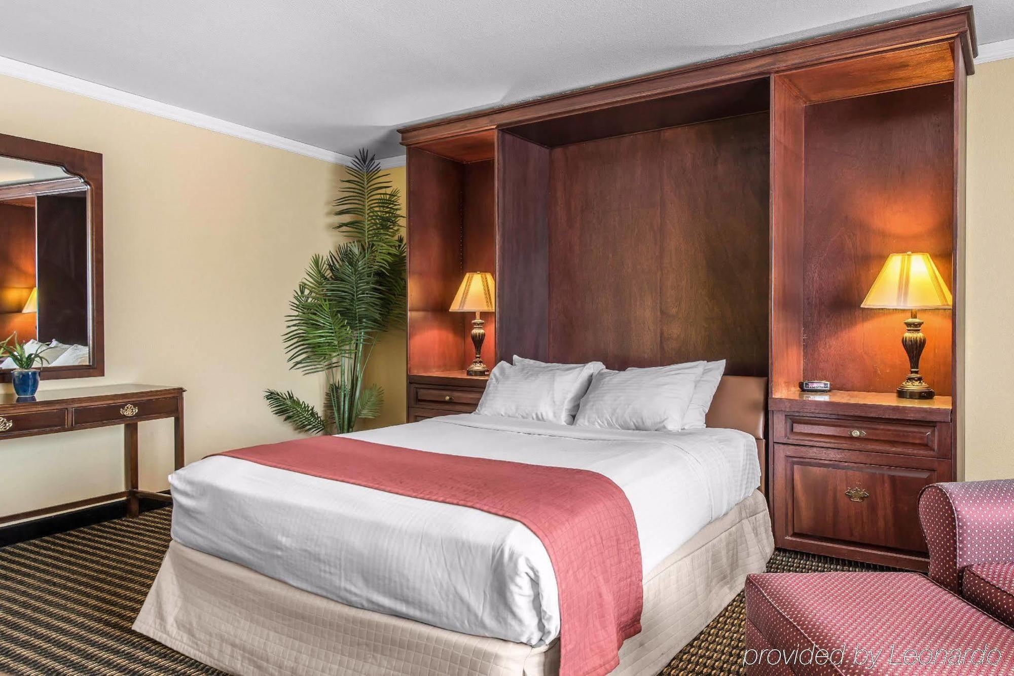 Travelodge By Wyndham Stratton Zewnętrze zdjęcie