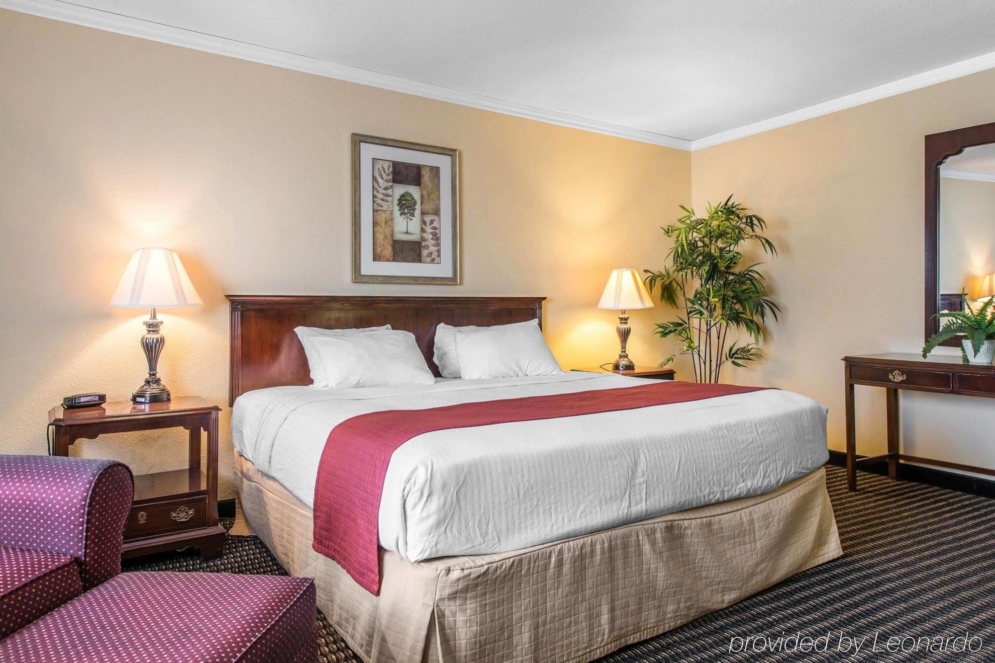 Travelodge By Wyndham Stratton Zewnętrze zdjęcie